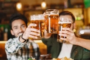Como cervejas e vinhos sem álcool são produzidos?