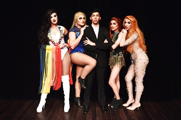 Plasticine Produções promove Drag Night Show em Itajaí