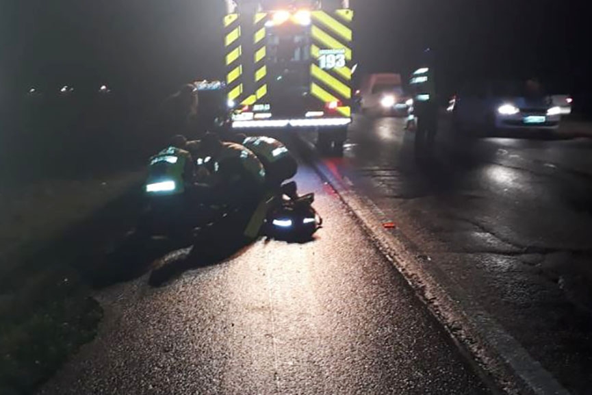 Jovem fica ferido em acidente entre carro e moto em Gaspar