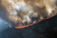 Onda de calor causa incndios em grande escala no rtico