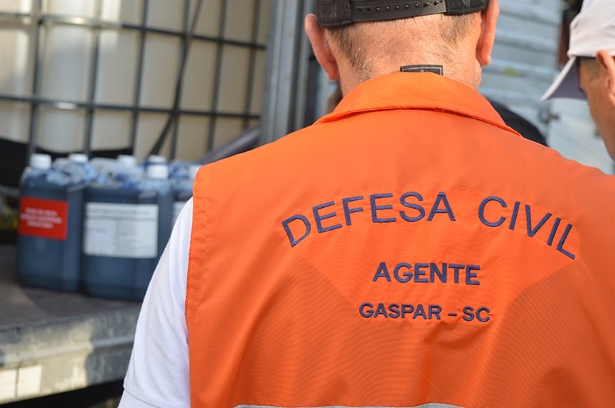 Defesa Civil emite alerta de fortes chuvas e granizo para os prximos dias