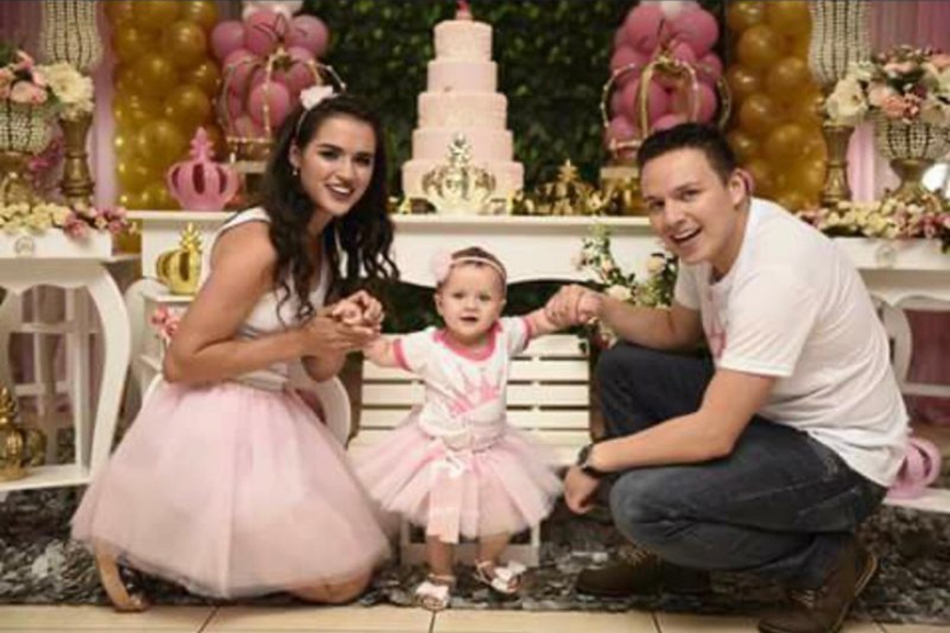 Homem deixa carta antes de matar esposa e filha e tirar a prpria vida em Chapec