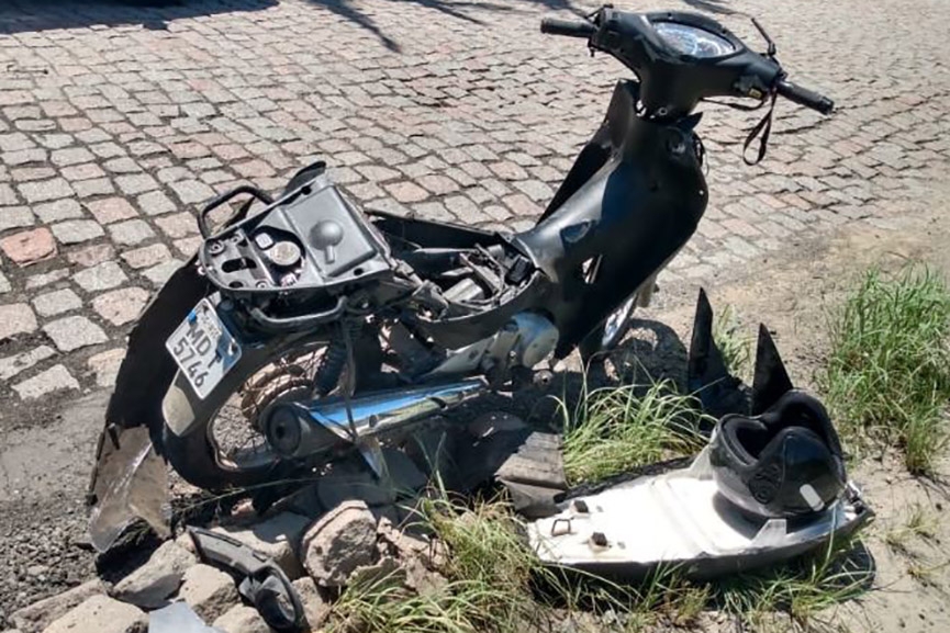Acidente entre carro e moto mata motociclista no Belchior, em Gaspar