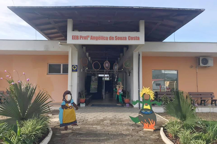 Alunos da Anglica Costa vo ter aula no prdio da Norma Mnica Sabel