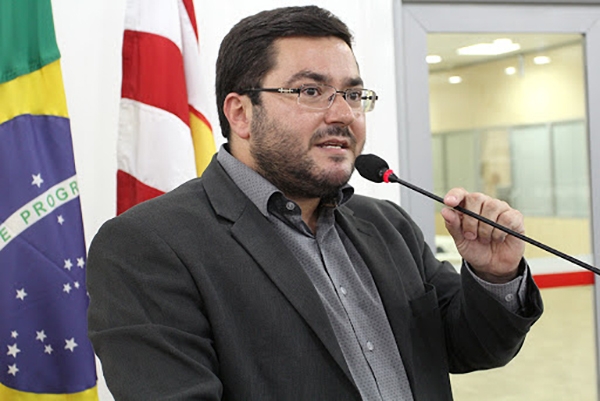 Deputado estadual pede que governador autorize abertura de academias e restaurantes