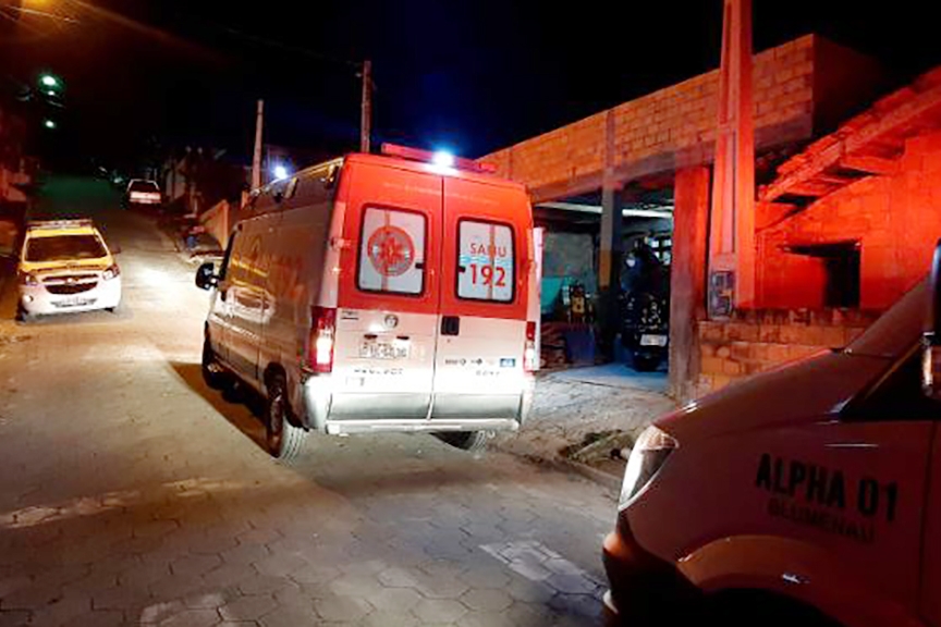 Jovem morre aps ser atingido por quatro tiros em Gaspar