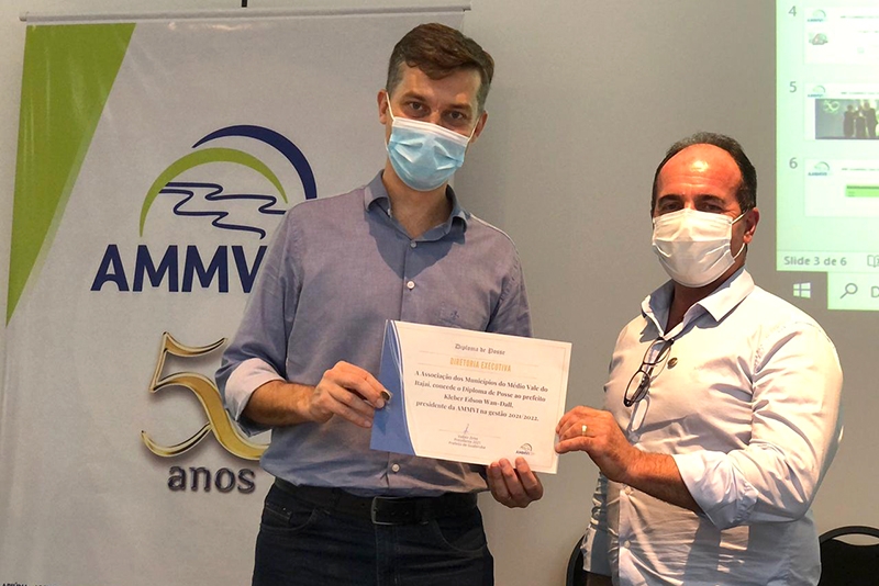 Prefeito de Gaspar assume a presidncia da Ammvi