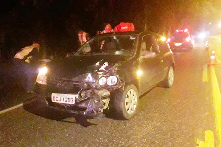 Dois jovens ficam feridos em acidente na Rodovia Ivo Silveira, em Gaspar