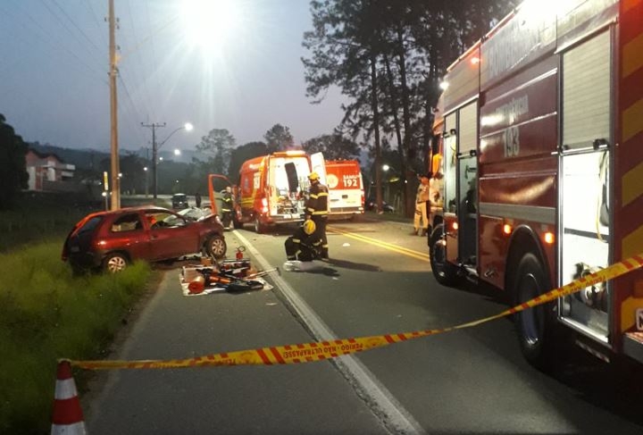 Colisão frontal deixa dois homens feridos na Margem Esquerda em Gaspar