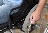 Projeto pode obrigar empresas de grande porte a disponibilizarem cadeiras de rodas para clientes em Gaspar
