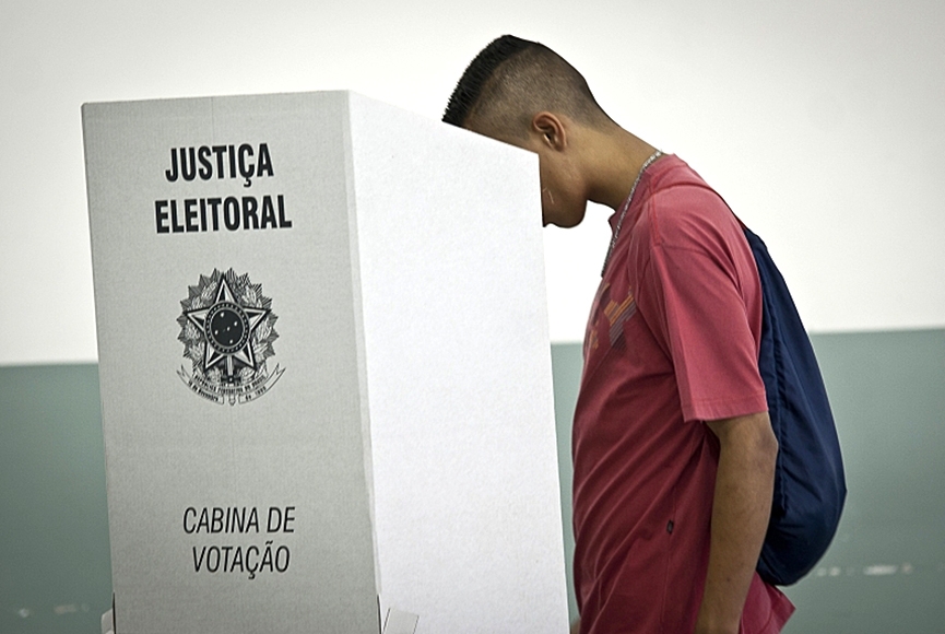 Eleitorado jovem volta a crescer em Santa Catarina