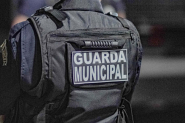 Homem cospe e tenta tomar fuzil de guarda em Balnerio Cambori