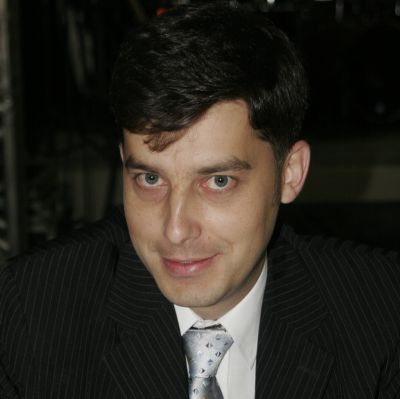 fotopg5abrecolorrecortadaMD.jpg