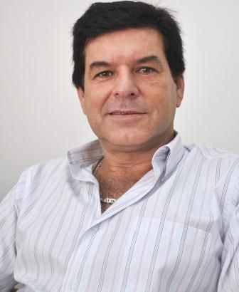 fotopg12bonecocolorMD.jpg