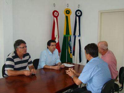 fotopg7abrecolorMD.jpg