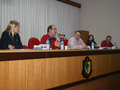 fotopg5abrecolorMD.jpg