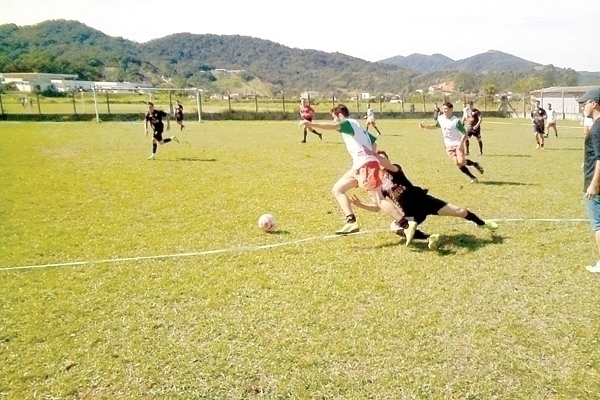 Jogos da repescagem da DL Cor s�o definidos 