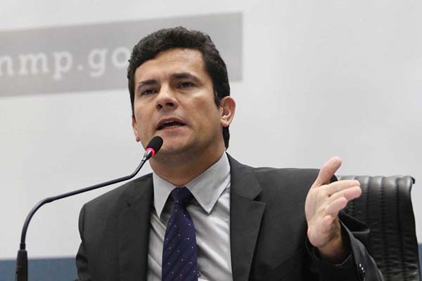 Moro decreta bloqueio de at� R$ 128 milh�es da conta de Palocci