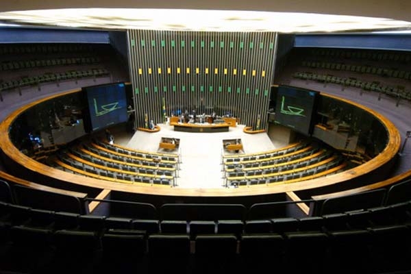 C�mara deve votar negocia��o das d�vidas estaduais antes do recesso