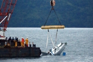 Acidente com Teori Zavascki: Avião que caiu em Paraty é retirado do mar
