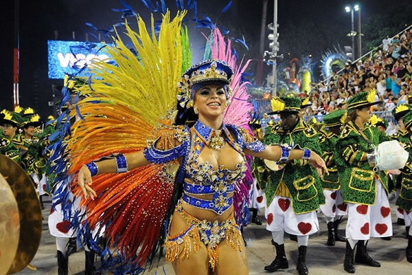 Campe� do Carnaval de SP ser� conhecida nesta ter�a-feira