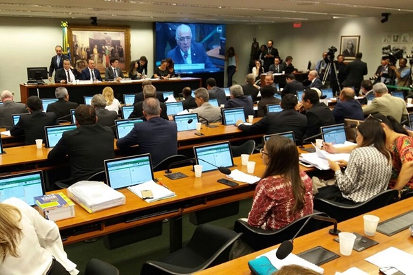 Comiss�o da C�mara deve votar reforma trabalhista nesta ter�a 