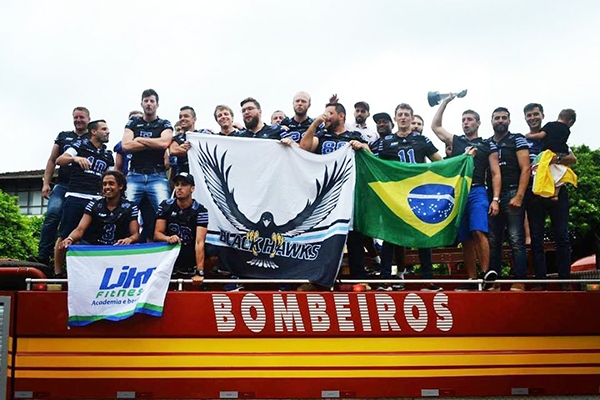 Black Hawks  vence Copa  Am�rica no Peru
