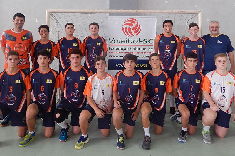 Gaspar participa de competi��es de voleibol no fim de semana