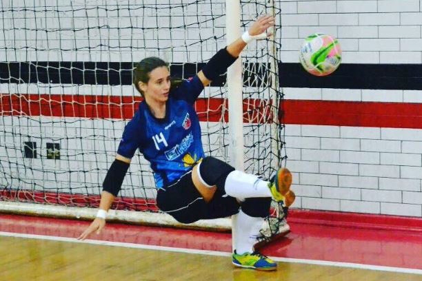 Partida beneficente em Gaspar com atletas de Seleção Brasileira de Futsal Feminino