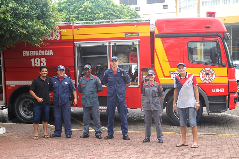 Bombeiros aderem 'Operao Tiradentes' e realizam aes especiais em Gaspar