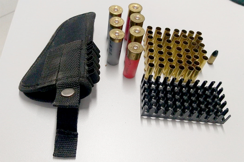 Homem  preso em flagrante por posse irregular de munio em Gaspar