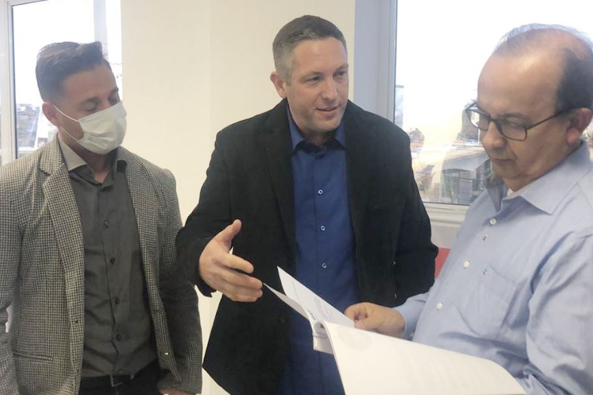 Senador Jorginho Mello visita Gaspar e recebe pedidos de recursos para obras importantes