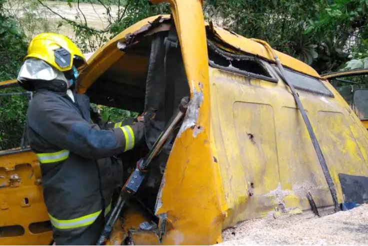 Homem morre em acidente entre carro e caminhes no Alto Vale