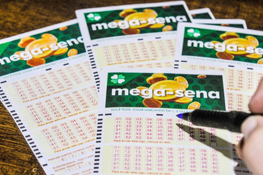 Catarinense que ganhou na Mega-Sena  preso por no pagar penso alimentcia