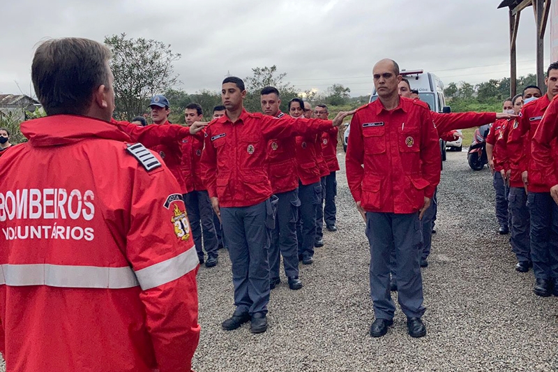 Corpo de Bombeiros Voluntrios de Ilhota completa 17 anos de fundao