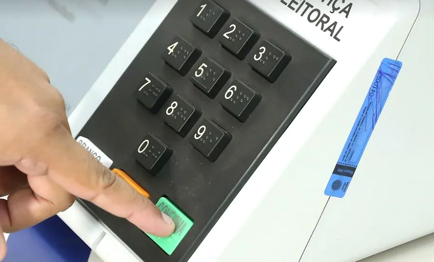 Eleitores de Brusque vo s urnas domingo; Justia Eleitoral vai testar aes para melhorar votao e apurao
