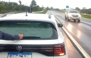Idoso dirige na contramo por 20 quilmetros na BR-101