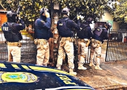 Operao contra quadrilha de estelionatrios cumpre mandados de priso em SC e no PR