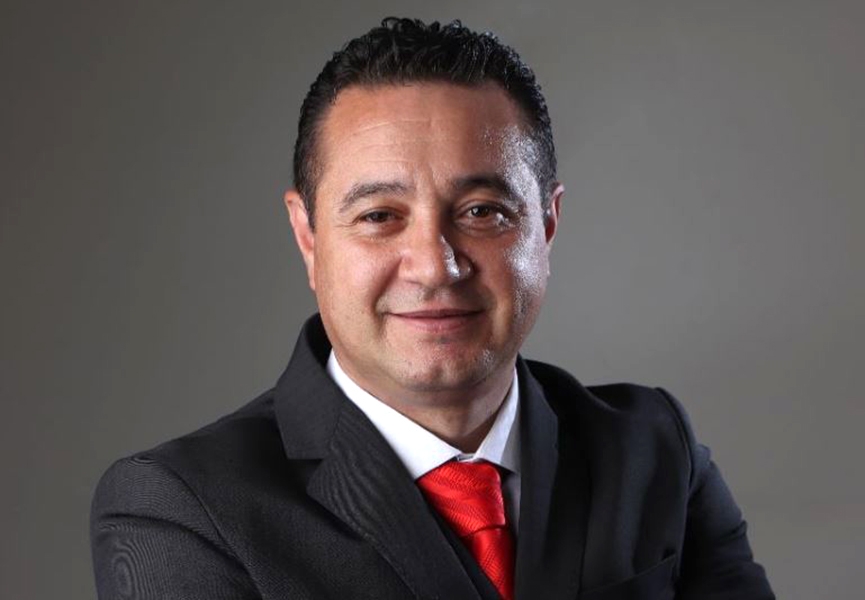 Advogado Alessandro Mendes  pr-candidato a prefeito de Ilhota pelo PSDB