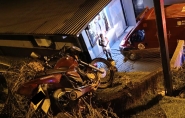 Homem fica inconsciente aps cair de moto no Centro de Ilhota