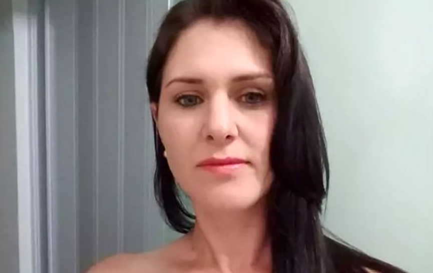 Mulher  morta a facadas na frente dos filhos pequenos em Blumenau