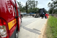 Criana morre atropelada por caminho na divisa entre Ilhota e Itaja