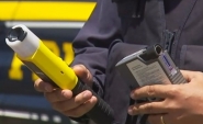 Jovem sem CNH ingere bebida alcolica e acaba autuado pela polcia em operao em Gaspar