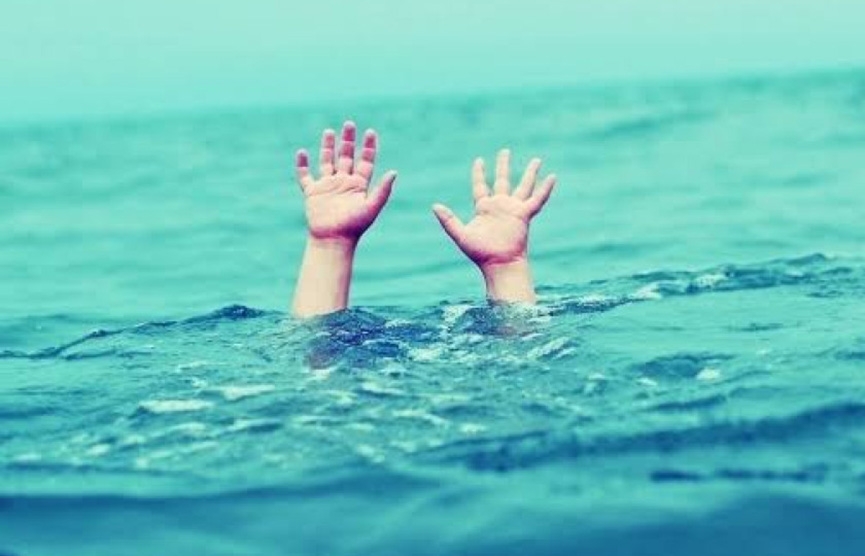Menina de oito anos morre aps cair em piscina em Blumenau; irm de quatro anos ficou ferida