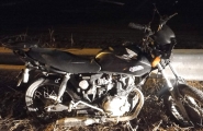 Motorista foge sem prestar socorro aps colidir contra moto e deixar homem gravemente ferido na Jorge Lacerda
