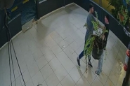 Vdeo mostra assassino discutindo com funcionrio de lanchonete antes de mat-lo em Blumenau