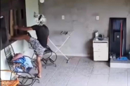 Vdeo mostra ladro invadindo casa no Santa Terezinha