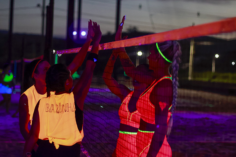 'Torneio GLOW' de Beach Tennis rene mais de 100 atletas em Gaspar