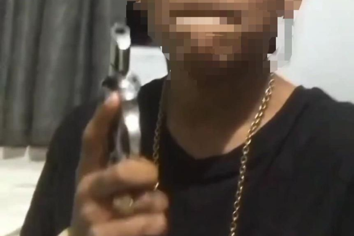 Adolescente com extensa ficha criminal morre em confronto com a PM em Balne�rio Cambori�