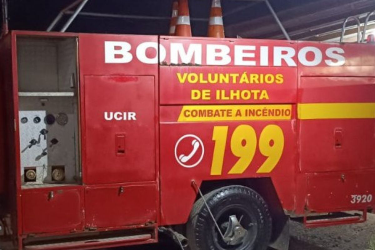Queda de moto deixa mulher ferida no Brao do Ba, em Ilhota